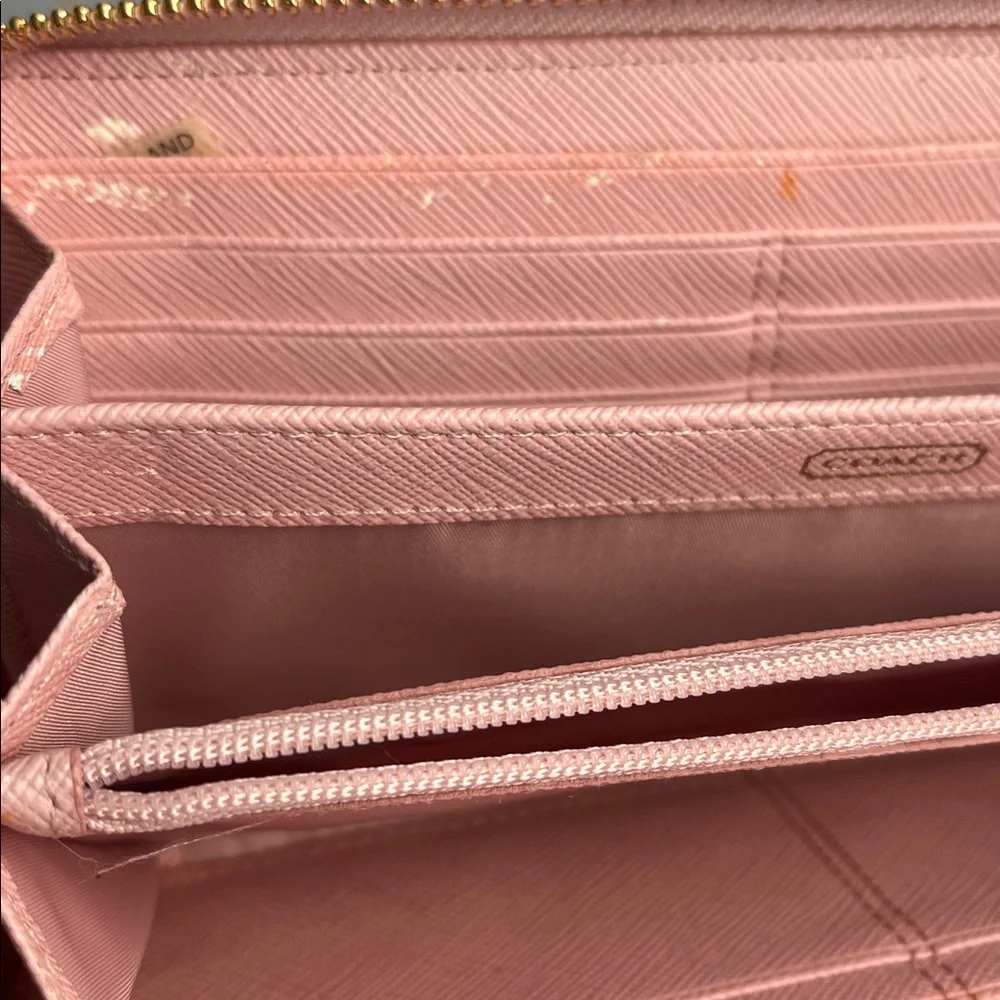 Coach Pink and Gold Heart Pattern Wallet